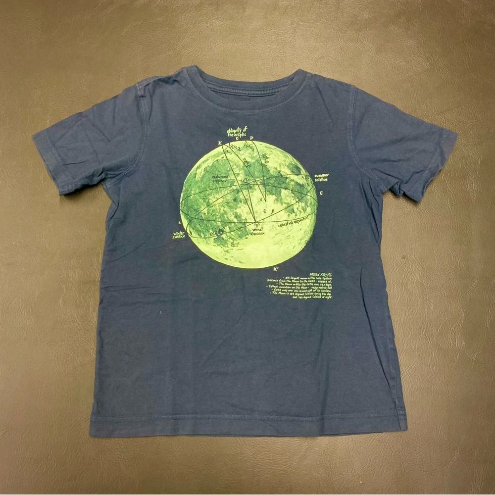 Moon T-Shirt (glow in the dark)